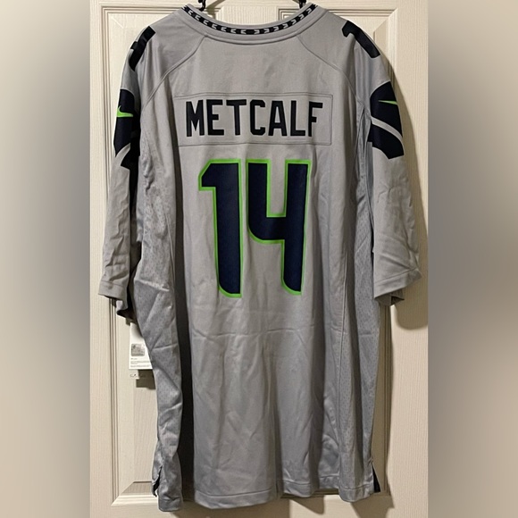 DK Metcalf Seattle Seahawks Wolf Gray Football Jersey Nike NFL Men’s Sz 3XL NEW - Picture 2 of 12